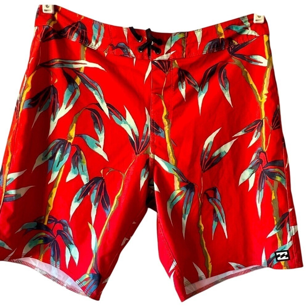 Billabong Sundays Pro Recycler Board Shorts Mens 32 Red Tropical Bamboo Leaf